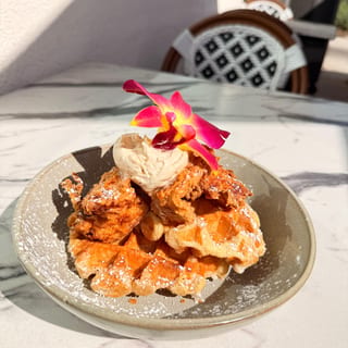 Chicken & Waffle